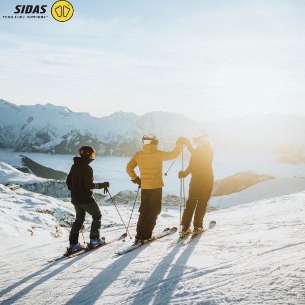 底面にアルミ加工をする事で保温性を高めたインソール