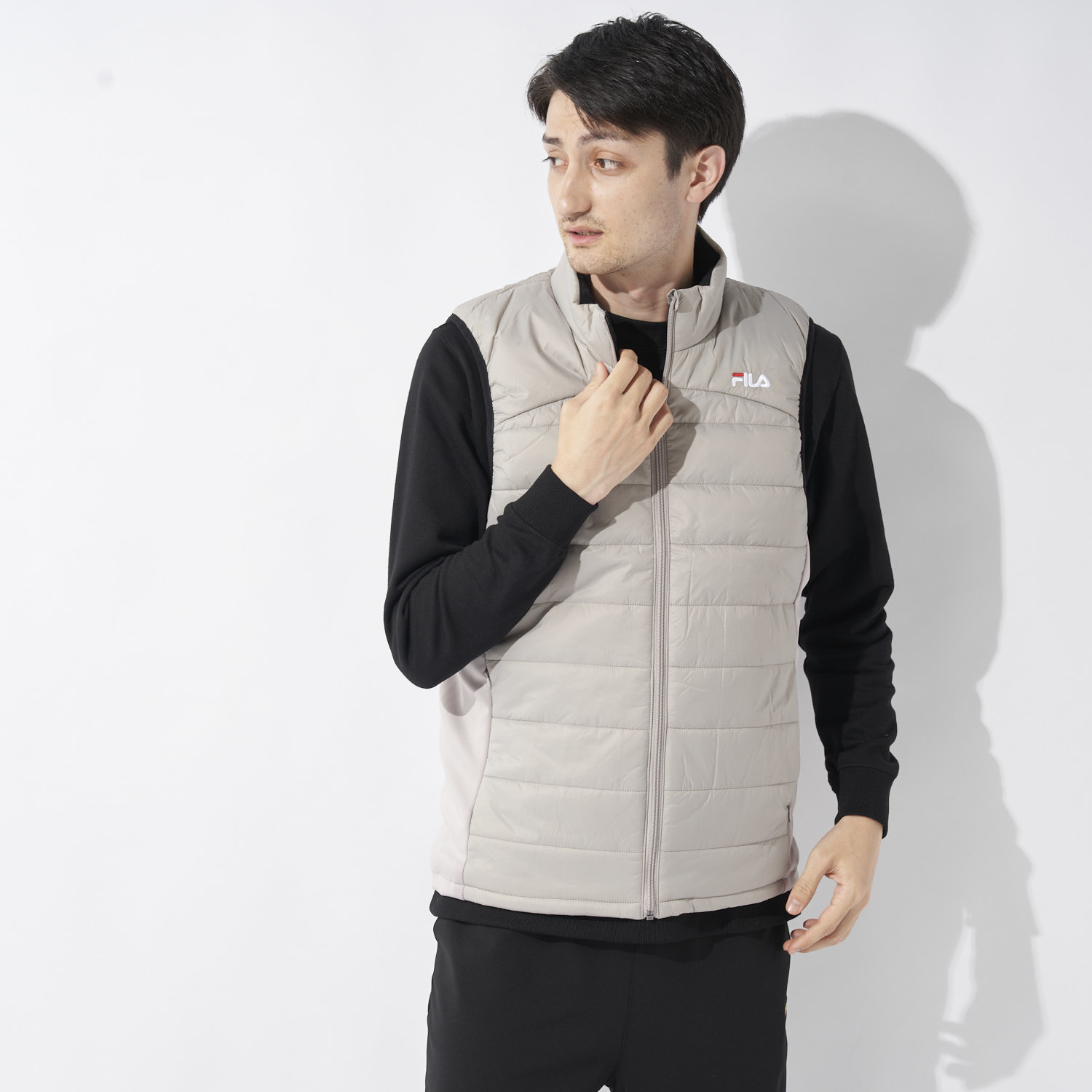 FILAユニセックス電熱ベスト（バッテリー付き） / 441927｜フィラ