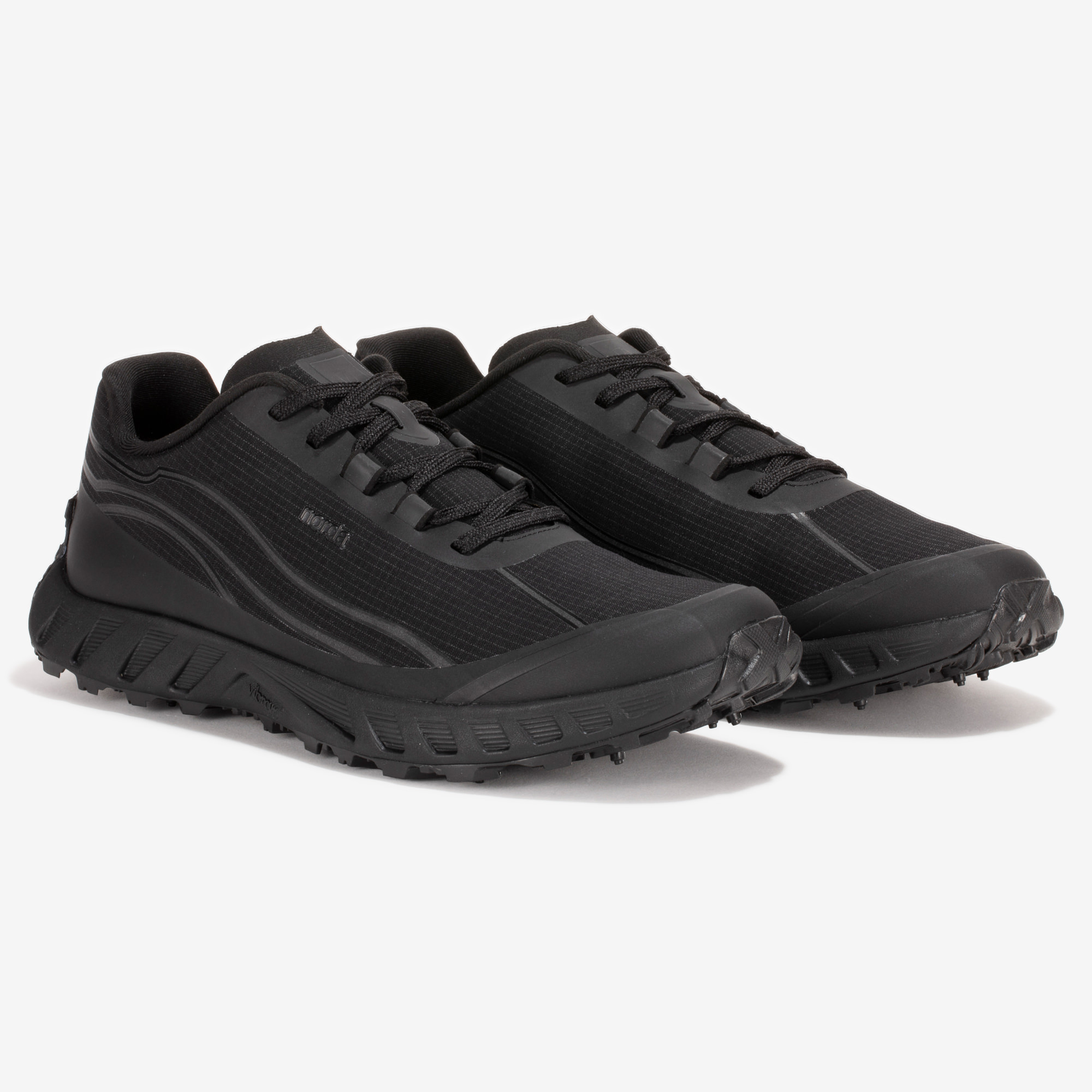 002（メンズ） / N002-M-STLBK Stealth Black ［25FW］｜ノルダ 