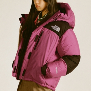 高い保温性を持つ防寒ジャケット