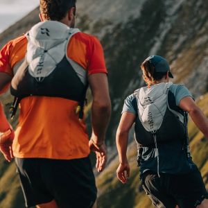 【Veil】フィールドを駆け抜けるためのランニングパック