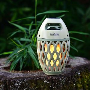 炎の揺らめきが感じられるLED付Bluetoothスピーカー